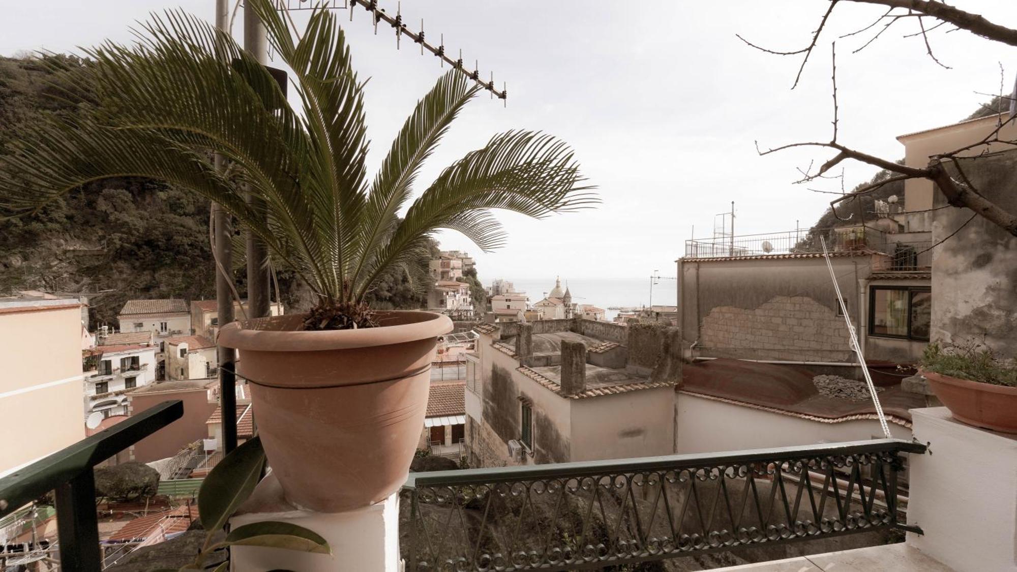 Ferienwohnung Casa Nel Borgo Dei Gatti Cetara Exterior foto
